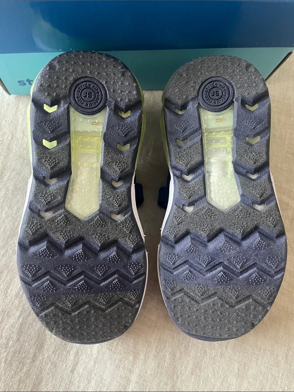 NIB Stride Rite Navy and Bright Green Light-Up Sneakers